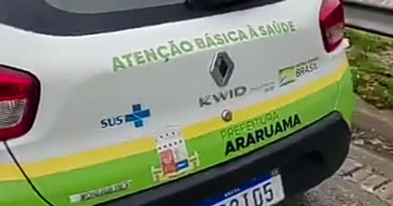 Carro da Saúde de Araruama é flagrado transportando drogas ilícitas. O motorista foi preso.